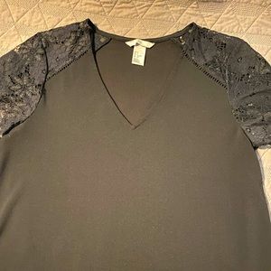 H&M Blouse with crocheted Sleeves